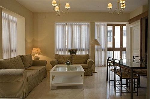 Apartment Bright And Beautiful- Vtv- Conde De Torrejon 10