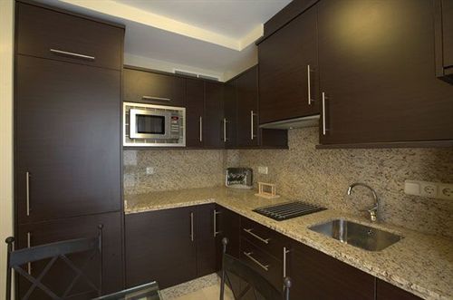 Bright And Beautiful- Vtv- Conde De Torrejon 10 * Sevilla