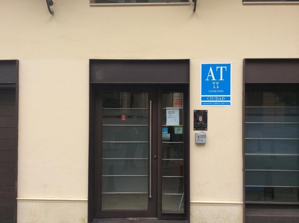 Apartament Bright And Beautiful- Vtv- Conde De Torrejon 10 *